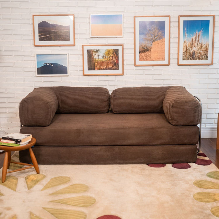 Exemplo de sala com sofá cama que funciona