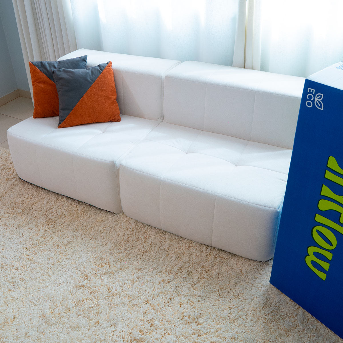 Sofá Modular 2 Lugares em Boucle Bege