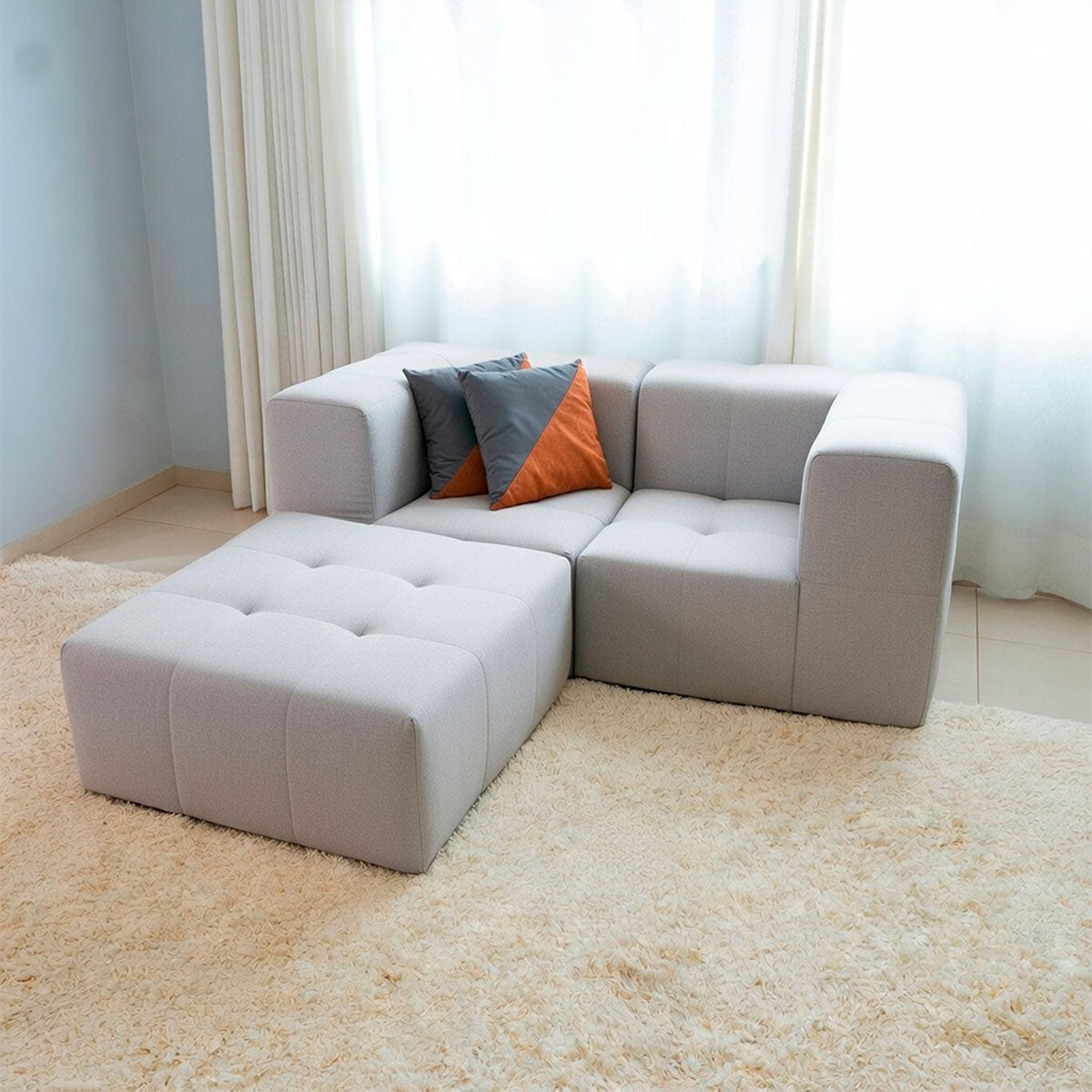 Sofá Modular 2 Lugares 2 Cantos com 1 Apoio de Pé em Boucle Cinza