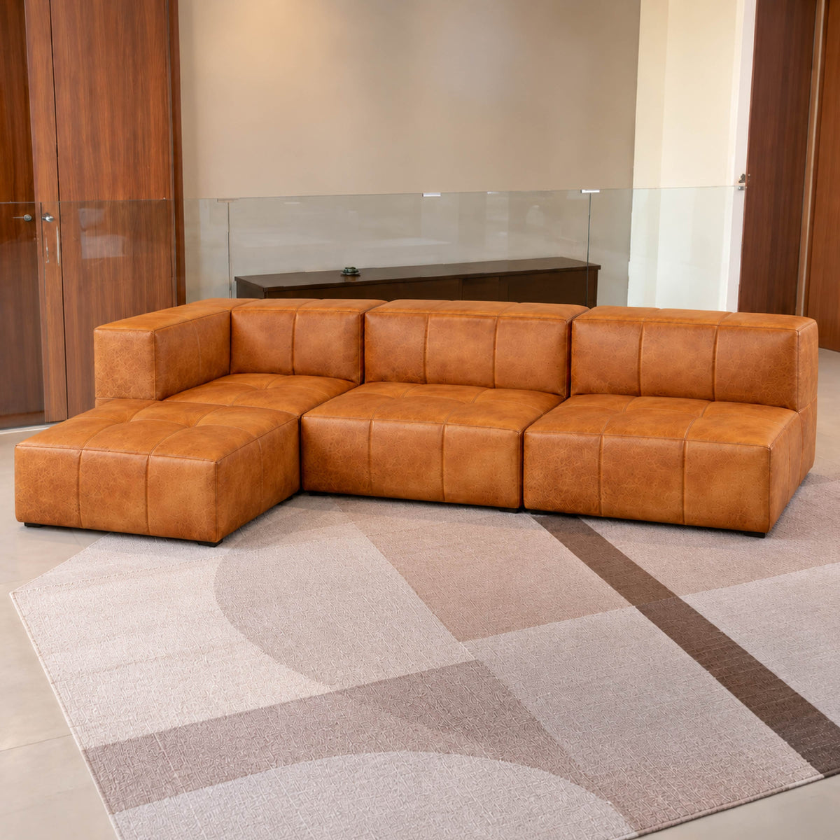 Sofá Modular 3 Lugares 1 Canto com 1 Apoio de Pé em Poli-Couro Marrom
