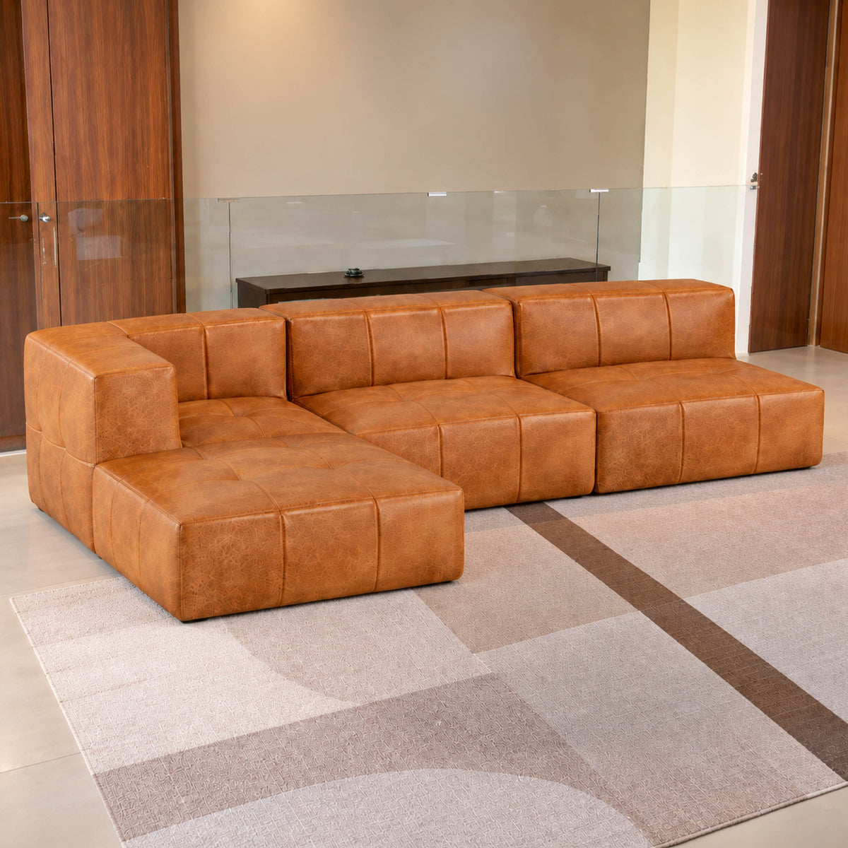 Sofá Modular 3 Lugares 1 Canto com 1 Apoio de Pé em Poli-Couro Marrom