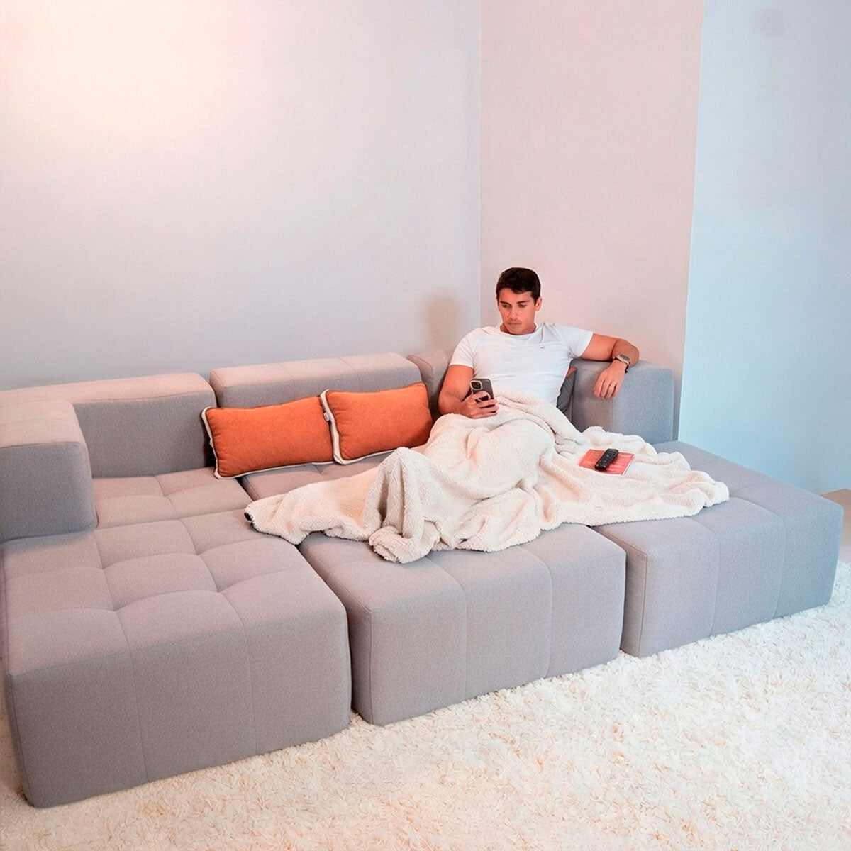 Sofá Modular Boucle Cinza - 3 Lugares - 2 Cantos com 3 Apoio de Pé