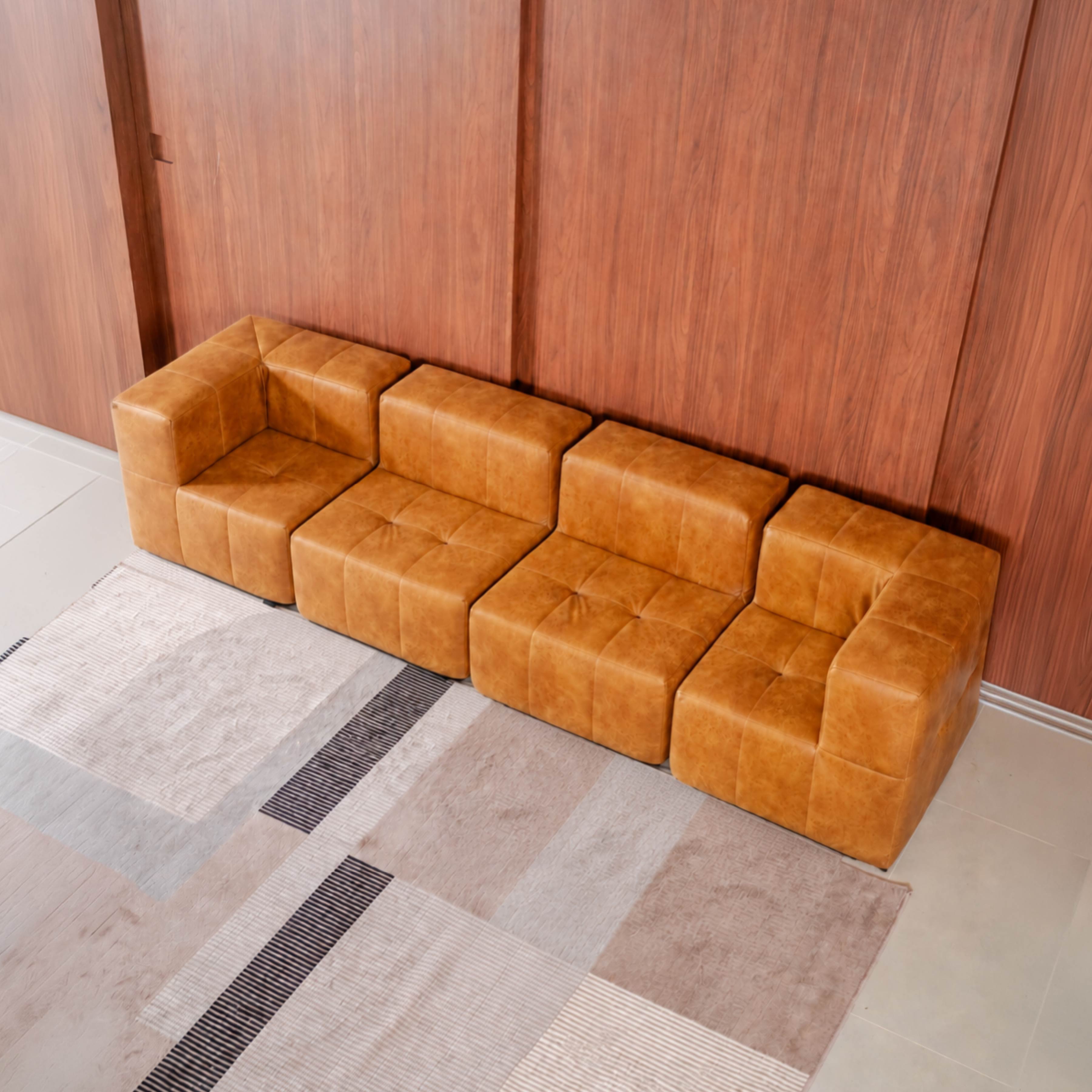Sofá Modular 4 Lugares 2 Cantos em Poli-Couro Marrom