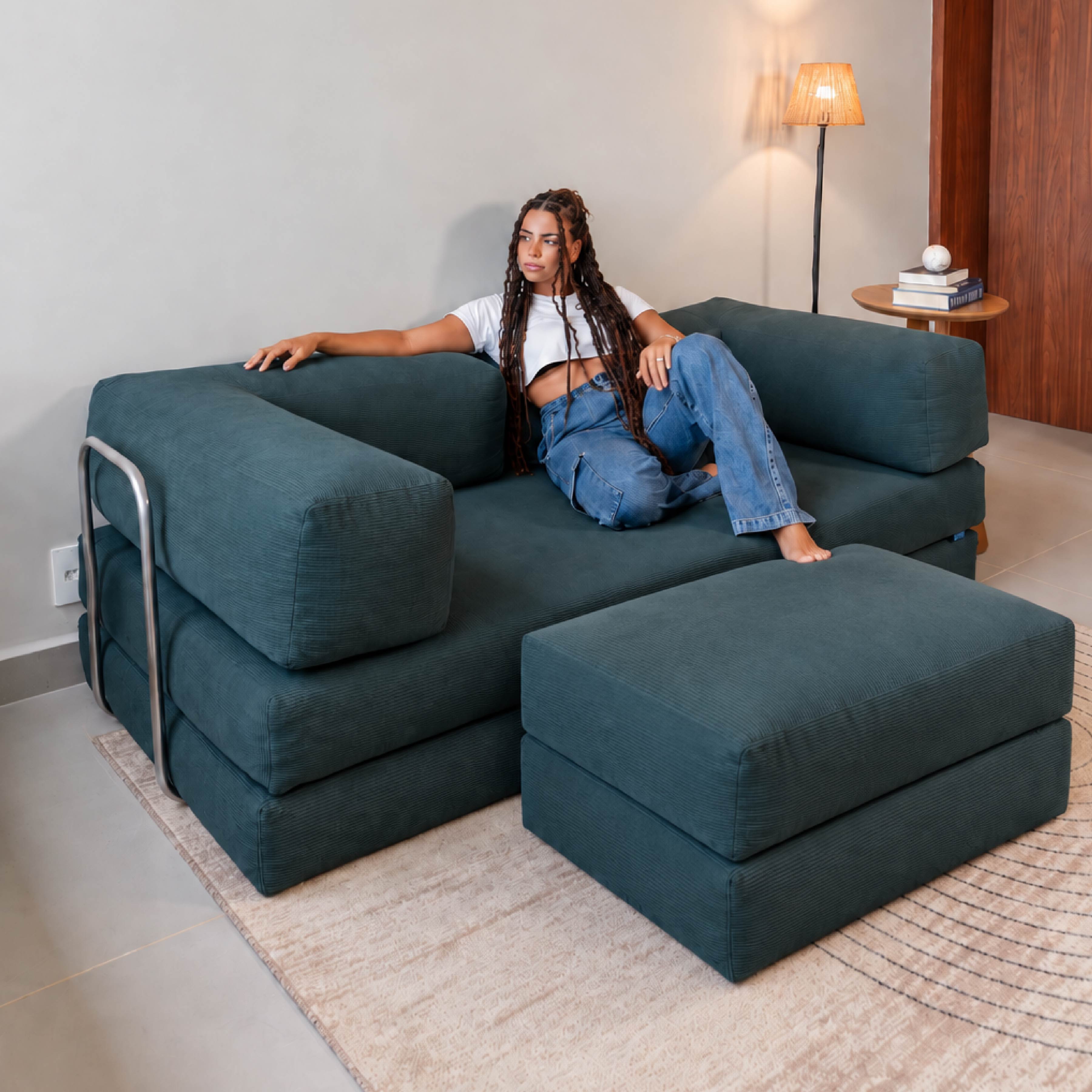 Sofá Cama Flowin com 1 Apoio de Pé em Cotele Verde Musgo