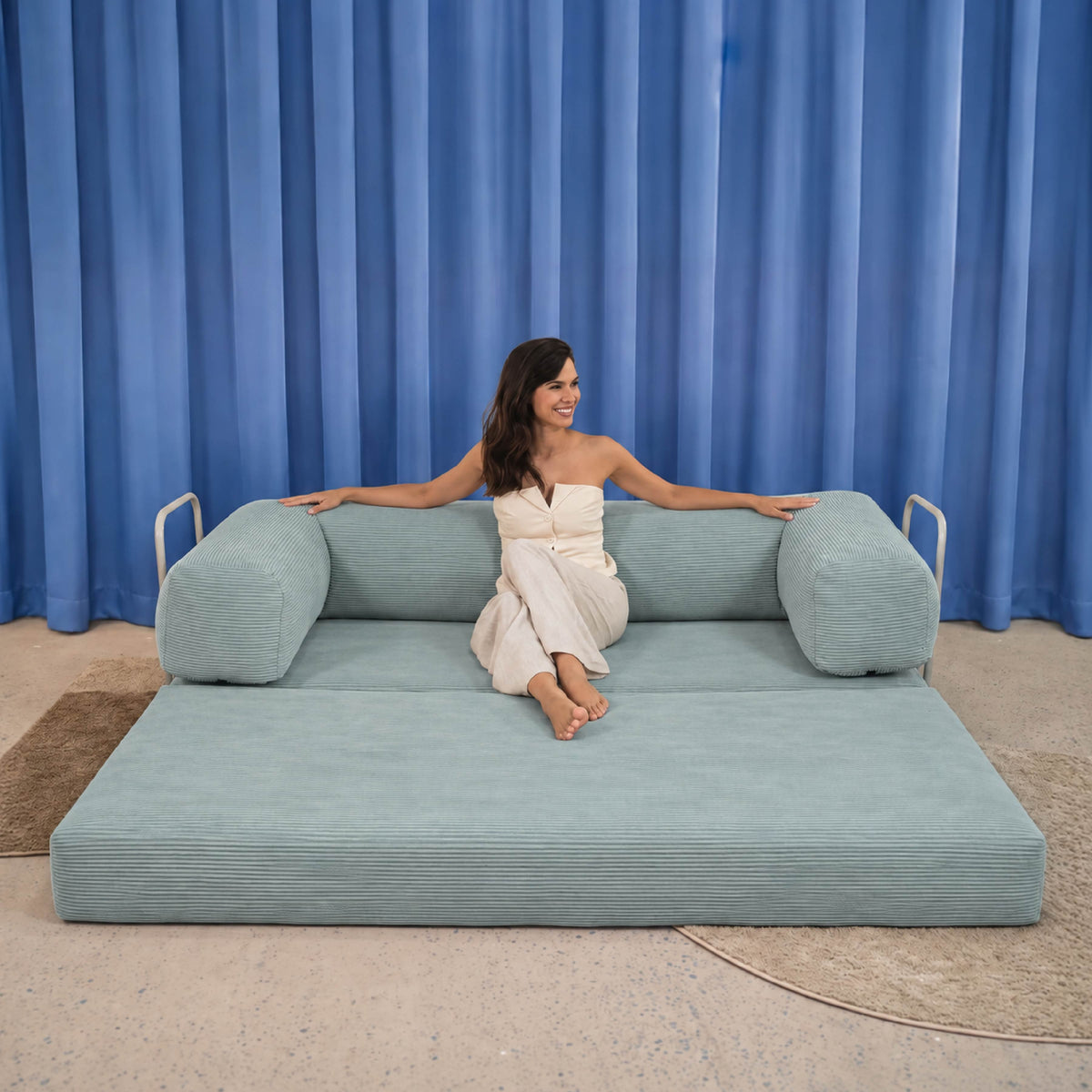 Sofá Cama Flowin em Cotele Azul Menta
