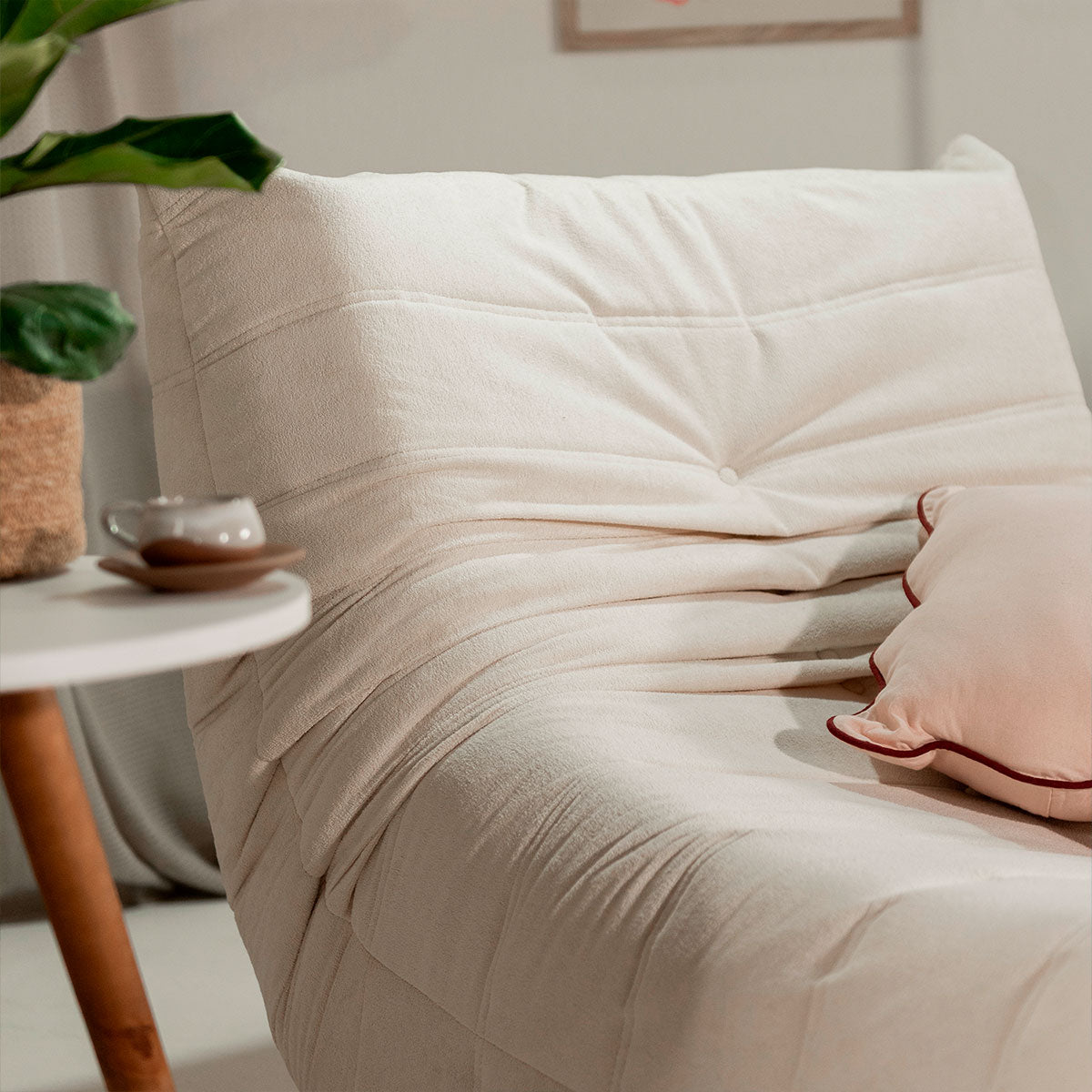 Poltrona Liv em Boucle Bege