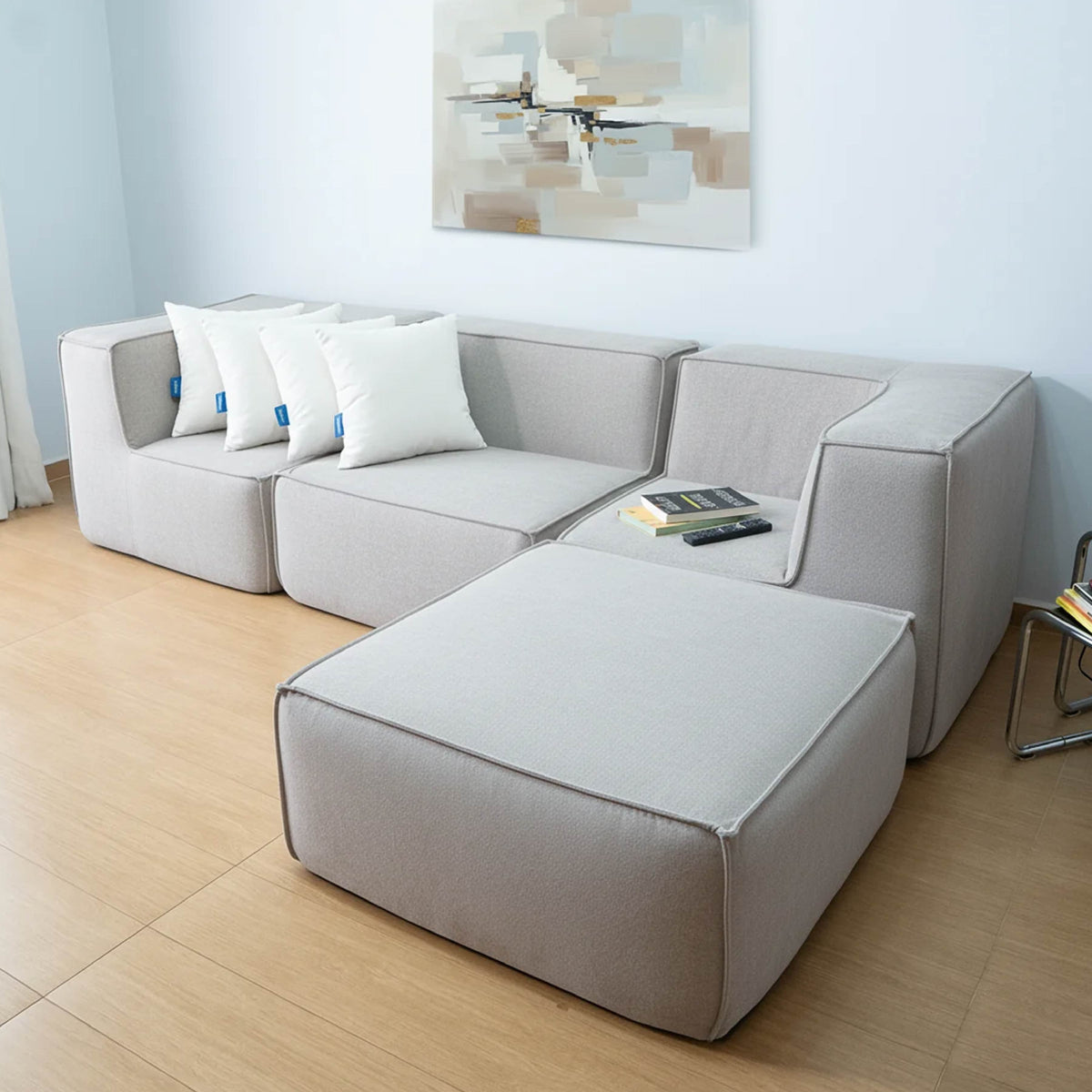 Sofá Modular Flow 3 Lugares 2 Cantos com 1 Apoio de Pé em Boucle Cinza