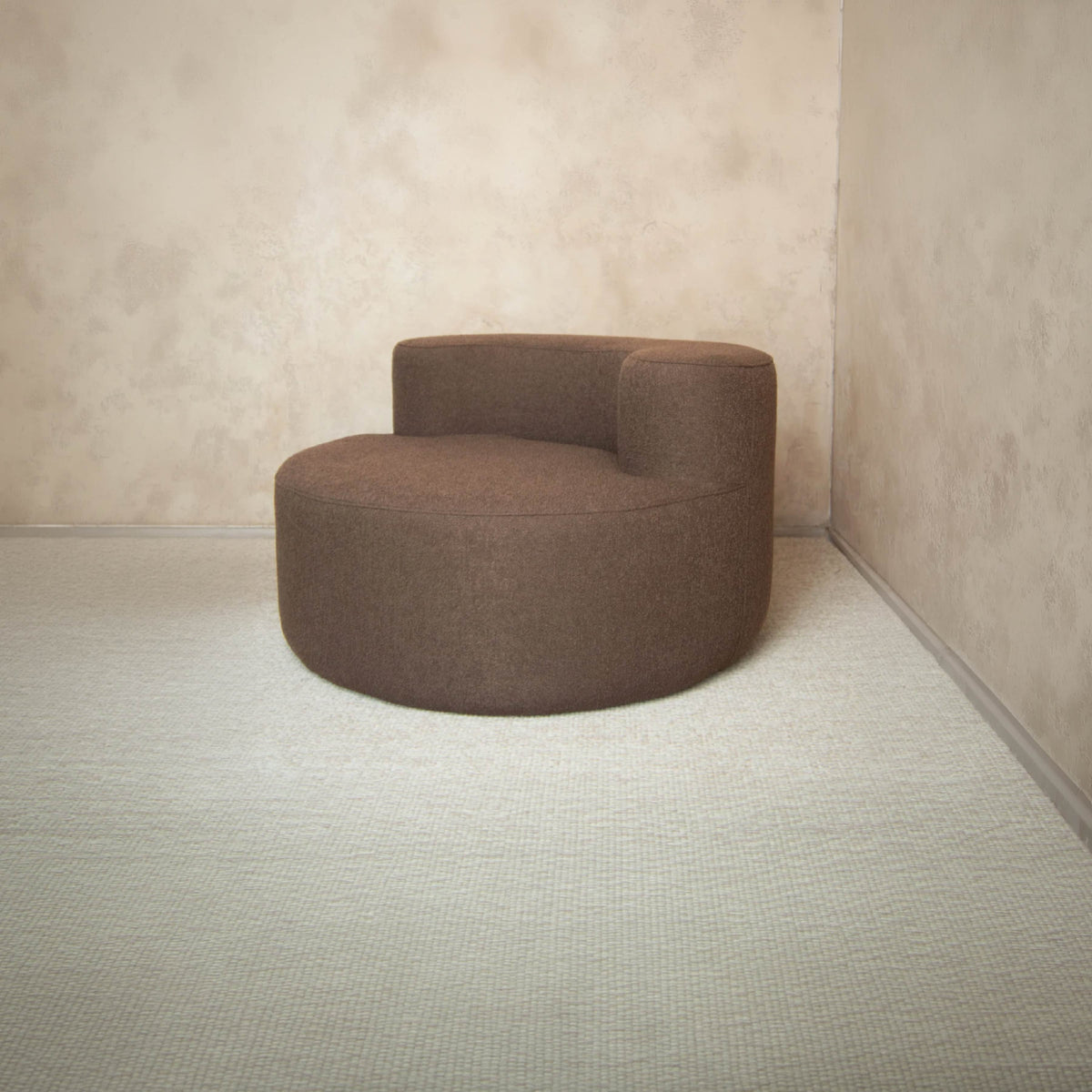 Poltrona Luna em Boucle Plus Marrom