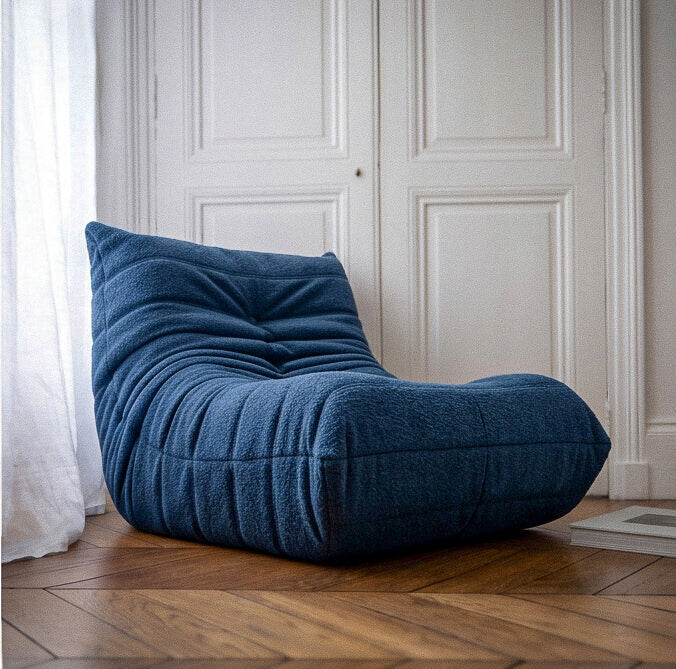 Poltrona Liv em Boucle Azul Marinho