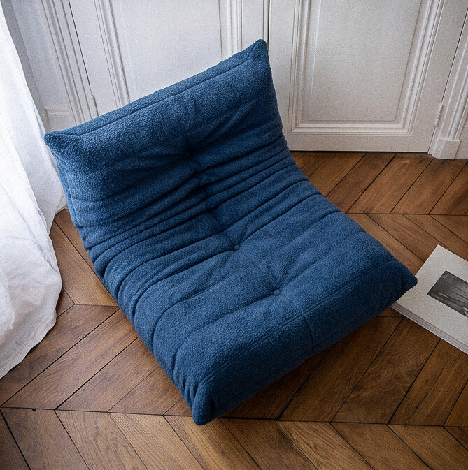 Poltrona Liv em Boucle Azul Marinho