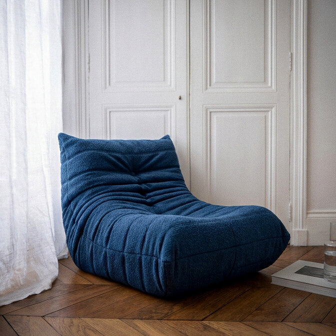Poltrona Liv em Boucle Azul Marinho