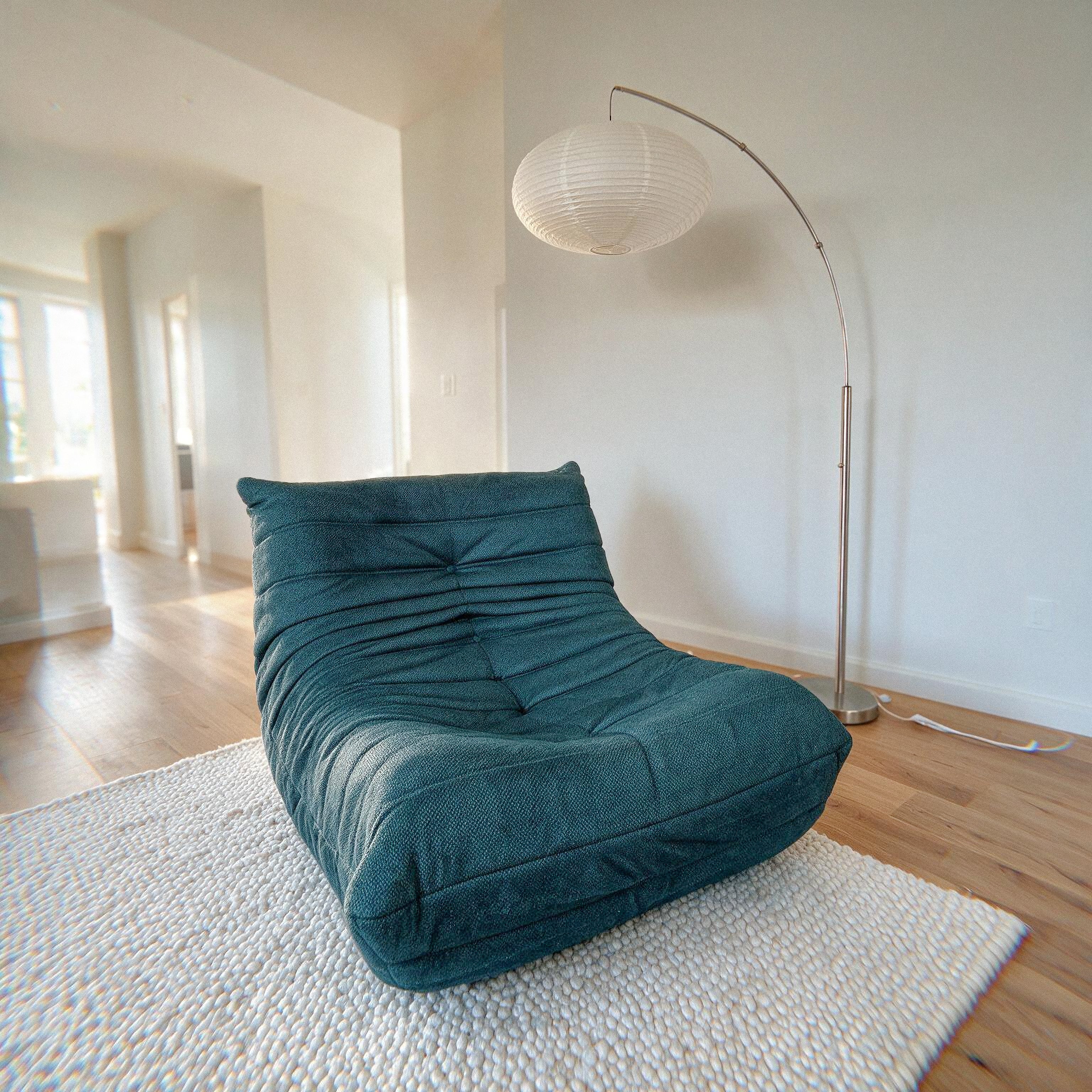Poltrona Liv em Boucle Cloud Touch Ocean