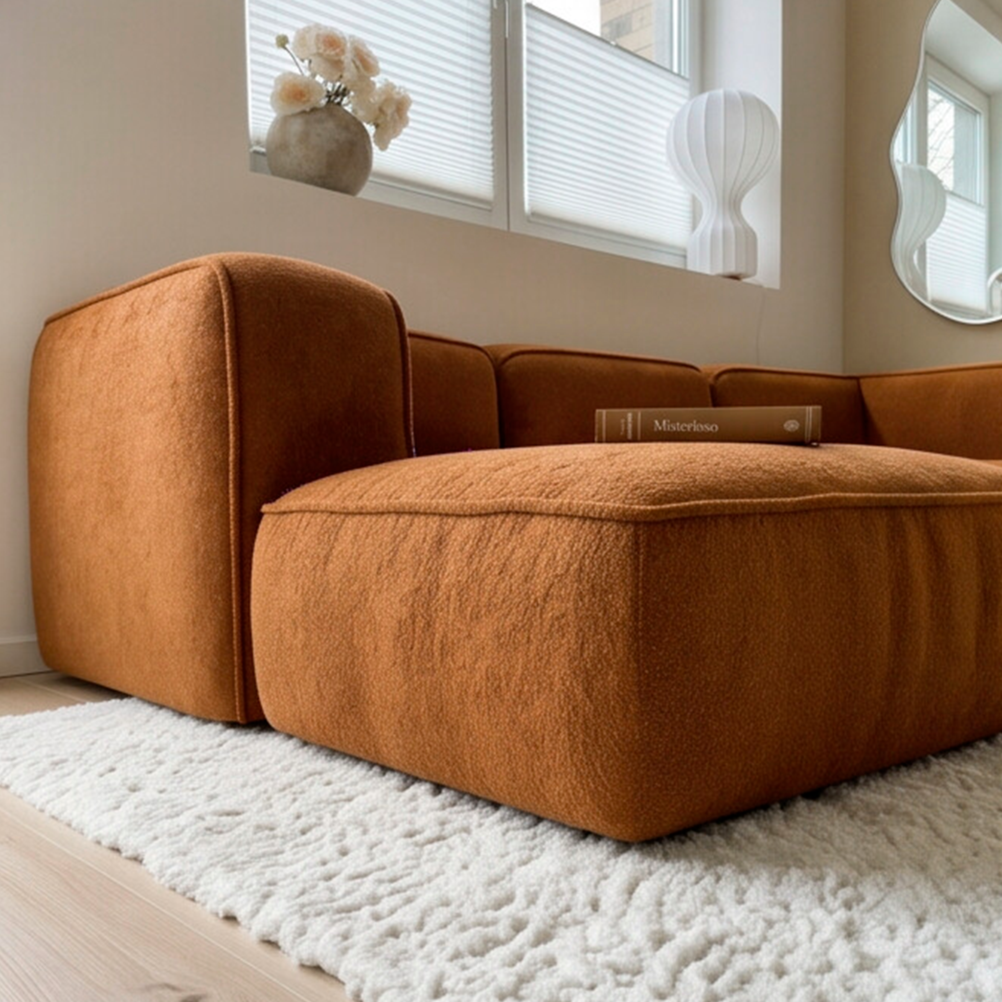 Sofá Modular Flow 3 Lugares 2 Cantos com 2 Apoios de Pé em Boucle Plus Mostarda