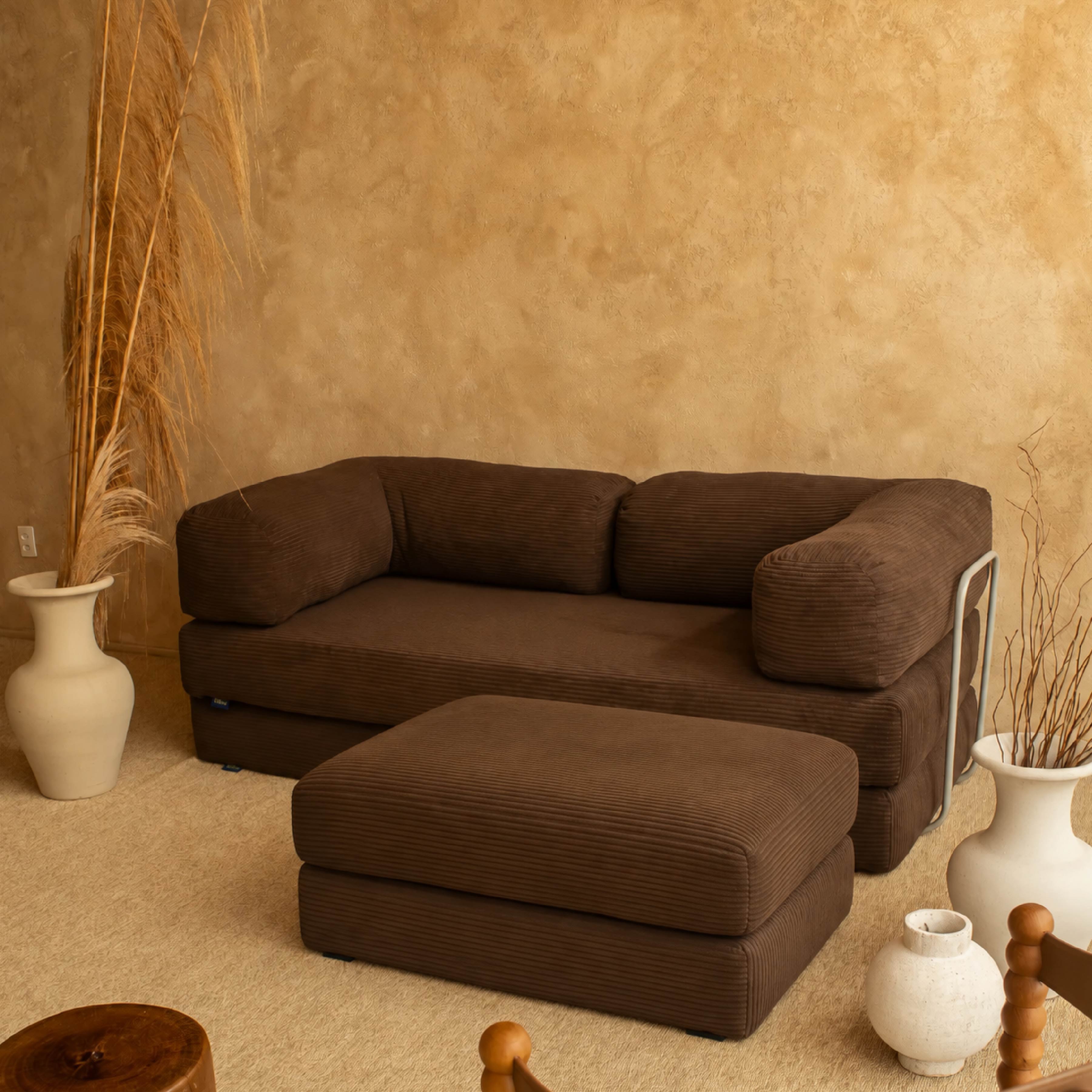 Sofá Cama Flowin com 1 Apoio de Pé em Cotele Soft Brown