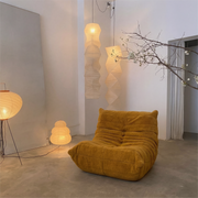 Poltrona Liv em Boucle Cloud Touch Mostarda